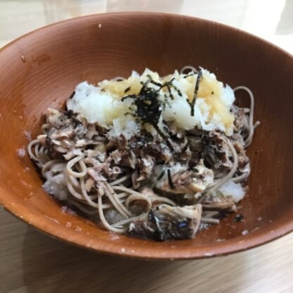 大根おろしがさっぱりとさせてたくさん食べれます！鯖缶を使うので時間もかからず、バタバタしがちなお昼に助かりました٩(ˊᗜˋ*)و